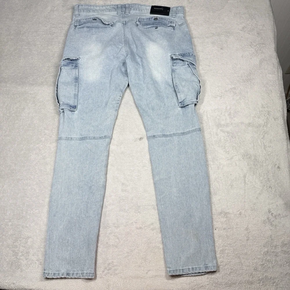 Copper Rivet Distressed Cargo Pocket Double Knee Jeans 38x32 *FLAW*